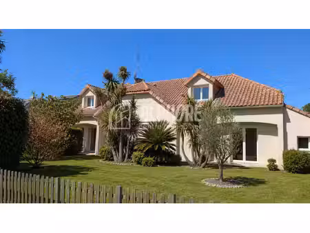 maison saint nazaire 7 pièce(s) 215 m2