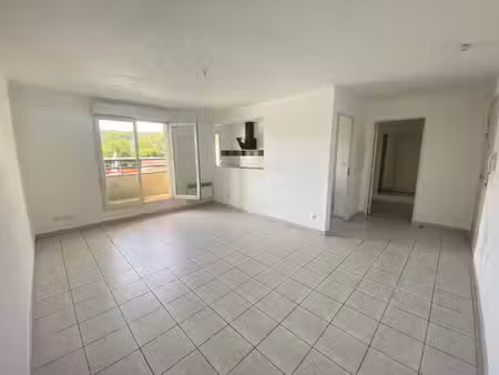 location appartement 3 pièces 62m²