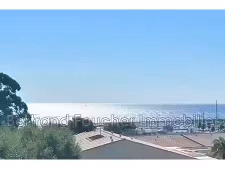 appartement de luxe de 2 chambres en vente à cavalaire-sur-mer  france