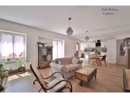 maison à vendre 5 pièces pont de veyle (01)