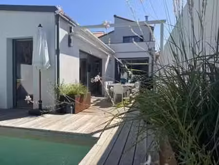 vente maison piscine aux sables-d'olonne (85100) : à vendre piscine / 187m² les sables-d'o