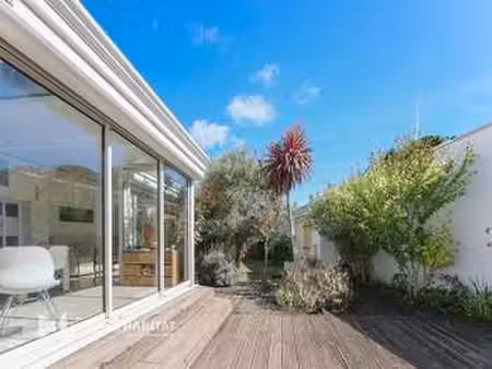 vente maison aux sables-d'olonne (85100) : à vendre / 115m² les sables-d'olonne