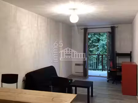 studio meublé avec balcon et parking