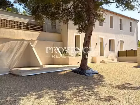 maison de luxe de 4 pièces en location à marseille  provence-alpes-côte d'azur