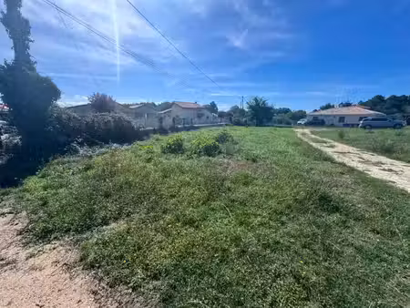 vente terrain 542 m² lesparre-médoc (33340)