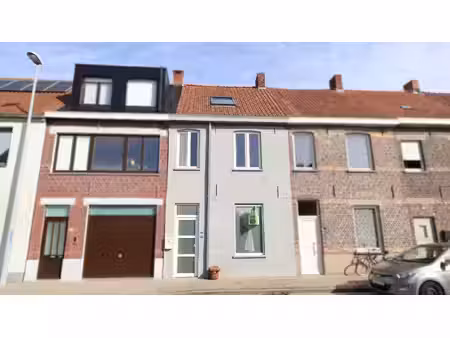 huis te huur in roeselare met 3 slaapkamers
