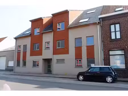 appartement te huur in roeselare met 3 slaapkamers