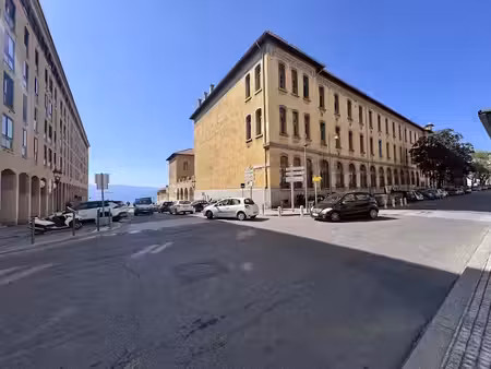 vente locaux professionnels 3 pièces 86 m² à ajaccio (20000)  23 000 €