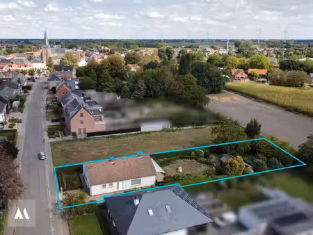 huis te koop in loenhout met 2 slaapkamers
