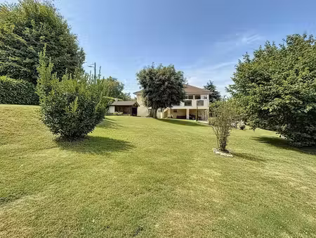 maison individuelle 128 m² - 6 pièces - terrain 1114 m²