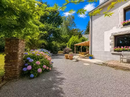 vente ferme 9 pièces 358 m² à le trévoux (29380)  641 700 €