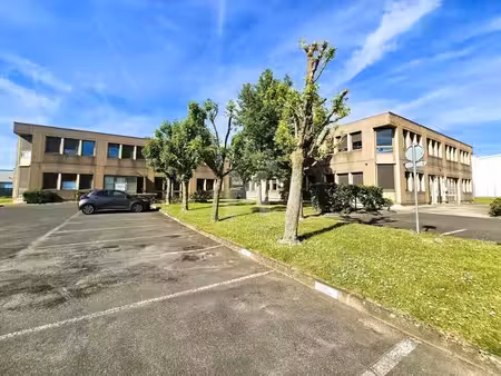 location bureaux 165m²