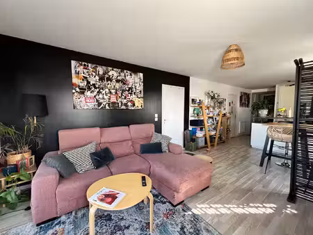 appartement rennes - t3 - courrouze - lumineux- stationnement - balcon