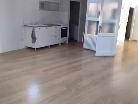 vente immeuble 325 m² valençay (36600)