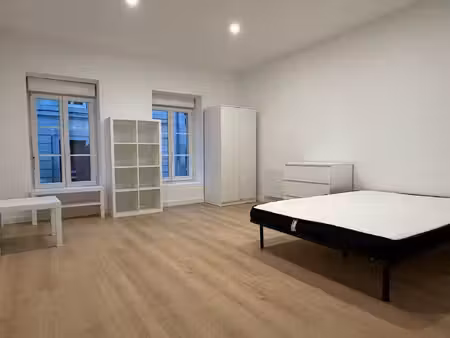 location appartement 1 pièce 28m² bordeaux 33000
