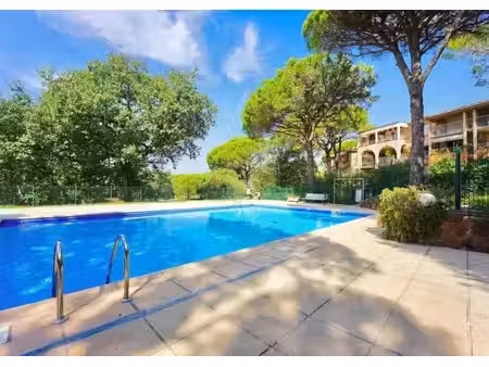 appartement 2 pièces au coeur des golfs avec piscine