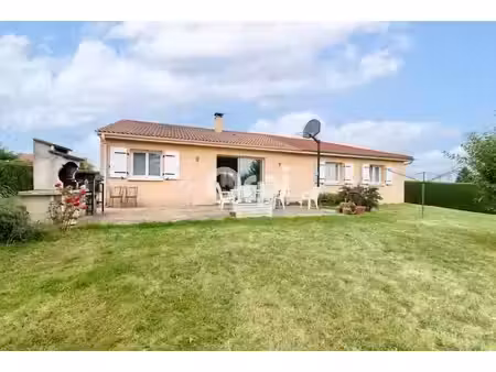 vente maison 4 pièces 111 m² à champsac (87230)  169 900 €