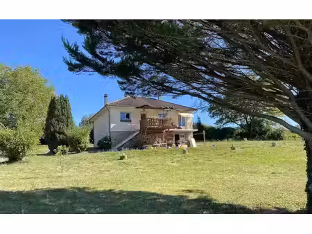 vente maison 4 pièces 100 m² à peyrat-le-château (87470)  172 800 €