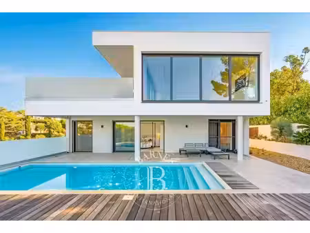 les issambres - villa moderne- vue mer- grand garage
