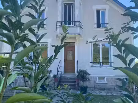 vente maison 5 pièces 135.5 m² à bugeat (19170)  149 875 €