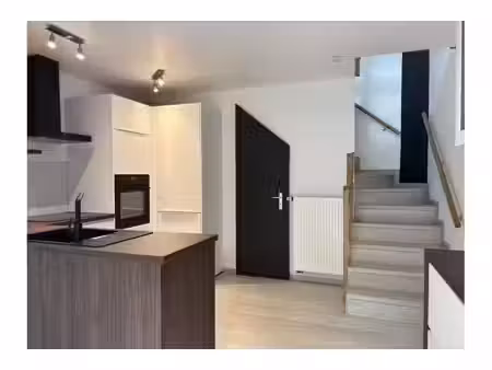 appartement à louer à rue du ponceau 23d arlon (vbe64012)