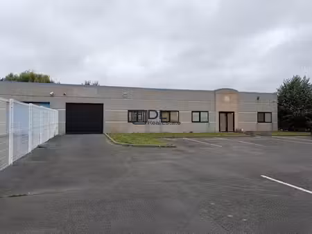 vente local d’activités toufflers 59390 440m²