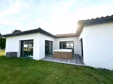 vente maison 4 pièces 108.81 m² à tarbes (65000)  295 000 €