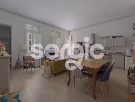 bordeaux place de la bourse appartement 4 pièces