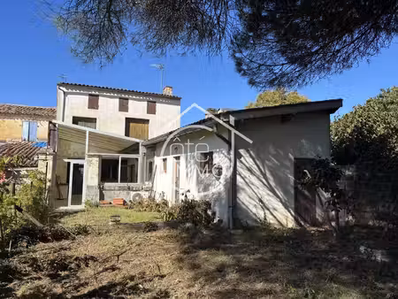 castillon-la-bataille : maison de ville  garage et jardin