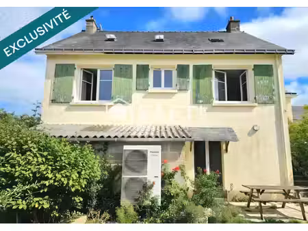 maison de 1960  possédant 3 chambres avec sous-sol