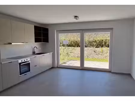 appartement de 1 chambre avec jardin et carport