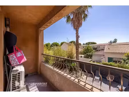 appartement 3 pièces avec stationnement - fréjus