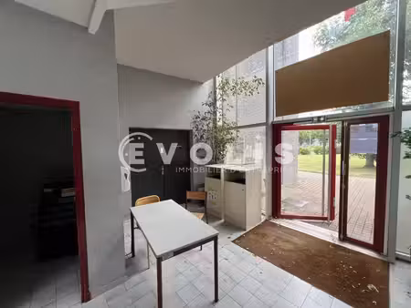 location bureaux lognes 77185 164m²
