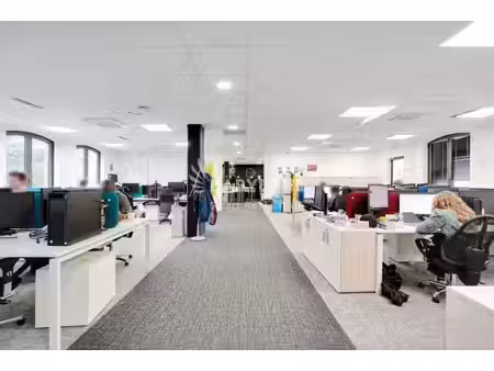 location bureaux neuilly sur seine 92200 335m²