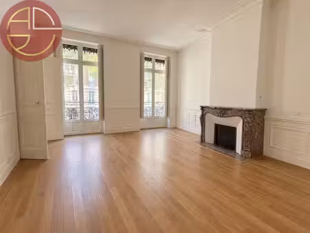 location bureaux toulouse 31000 195m²