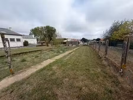 vente terrain à bégrolles-en-mauges (49122) : à vendre / 658m² bégrolles-en-mauges