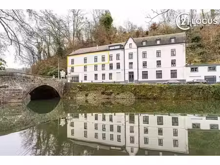 appartement magnifiquement situé sur l'eau