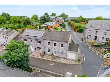 maison en pierre avec 60 m² de potentiel à aménager