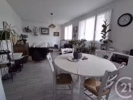 vente appartement 4 pièces à granville (50400) : à vendre 4 pièces / 73m² granville