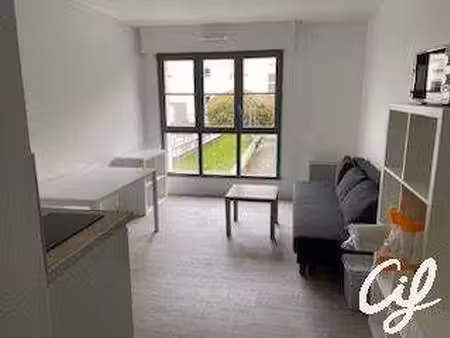 location appartement t1 meublé à nantes (44000) : à louer t1 meublé / 18m² nantes