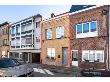 maison avec 3 à 4 chambres à coucher près du centre malines