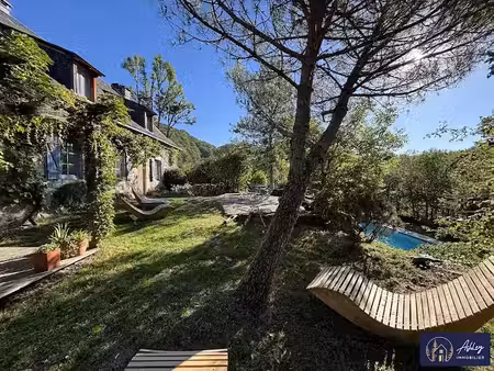vente maison 5 pièces 159 m² à champs-sur-tarentaine-marchal (15270)  422 000 €
