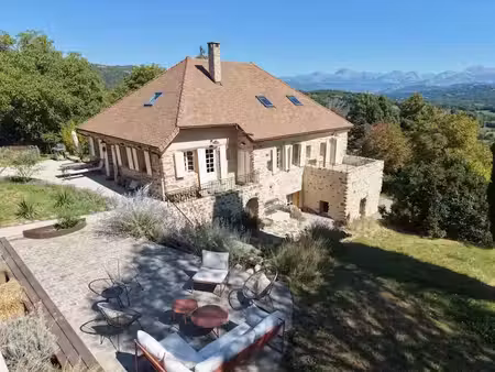 vente ferme 9 pièces 206 m² à fouillouse (05130)  812 000 €