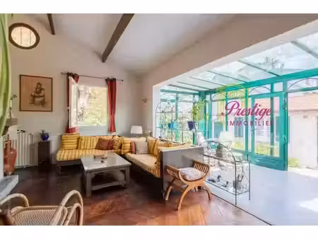 vente maison 6 pièces à le mesnil-le-roi (78600)  985 000 €