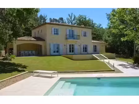 vente maison 5 pièces 212 m² à salernes (83690)  710 000 €