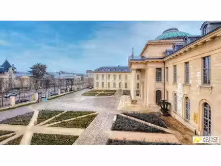 versailles notre-dame 'les carrés richaud' appartement 3 pièces 51.61 m² carrez situé au 1