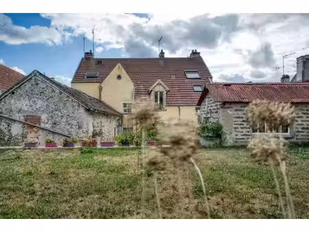 tres bel appartement atypique - 70.15m2 / 100m2 au sol - jar