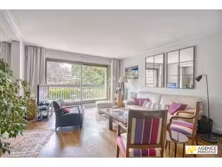 versailles glatigny appartement 5 pièces 110 m² avec chambre attenante de 16m² situé au 1e