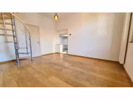 grand-place  duplex 3 chambres
