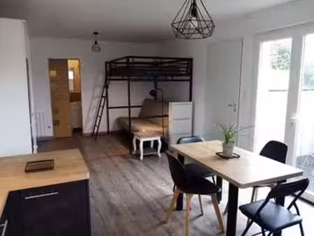 location appartement t1 meublé à la rochelle (17000) : à louer t1 meublé / 28m² la rochell